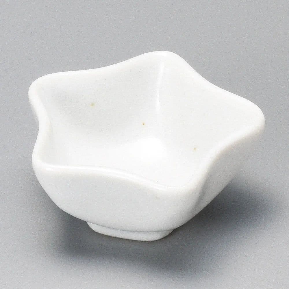 Star-shaped Mino ware bowl